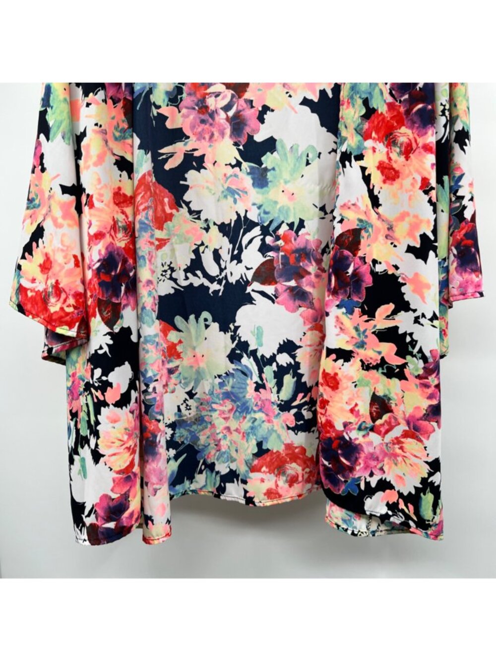 Wanna B Womens Floral Open Front Top 3/4 Sleeve Lightweight Size XL - Picture 3 of 9